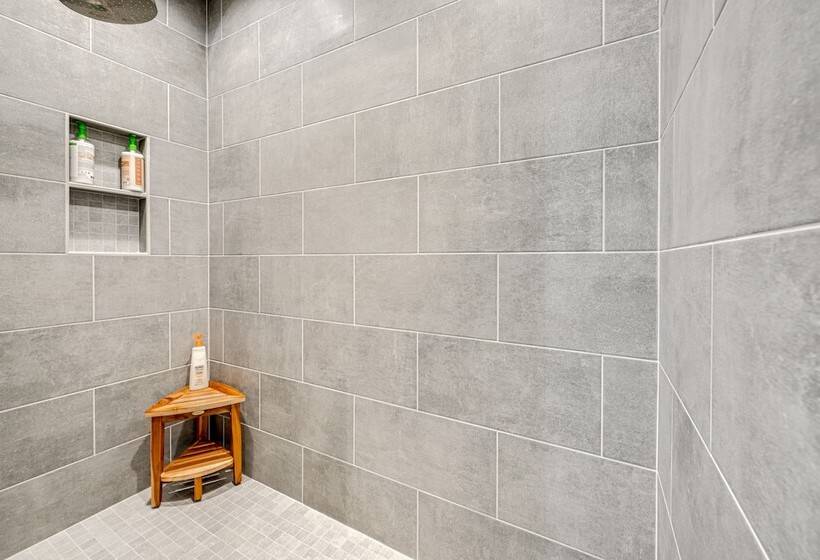 Lakefront Rhinelander Cottage W/ Private Dock!