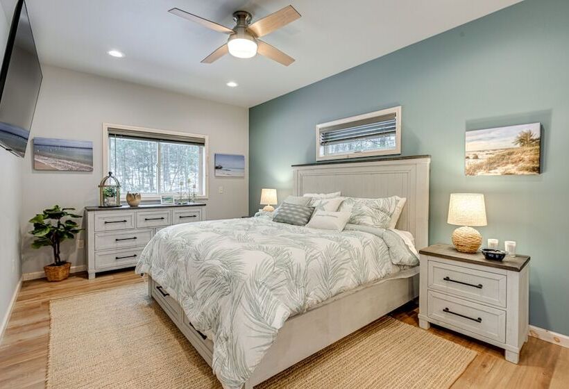 Lakefront Rhinelander Cottage W/ Private Dock!