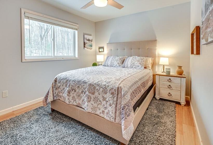 Lakefront Rhinelander Cottage W/ Private Dock!