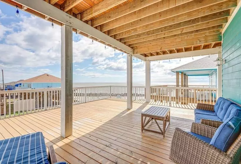 Footprints In The Sand Luxe Freeport Home!