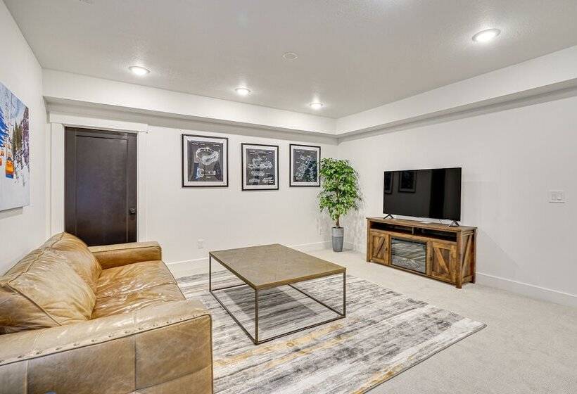Spacious Park City Home 8 Mi To Ski Slopes!