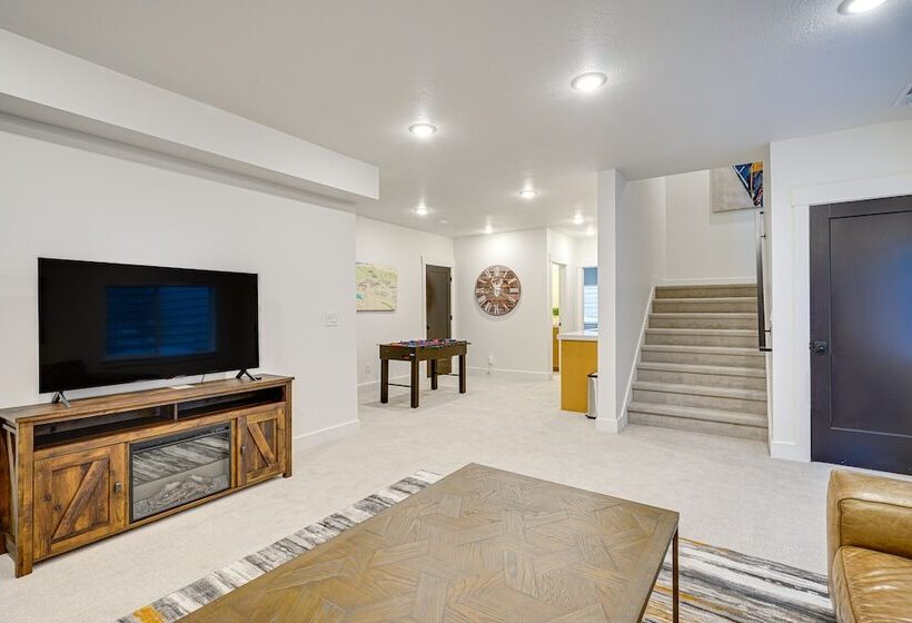 Spacious Park City Home 8 Mi To Ski Slopes!