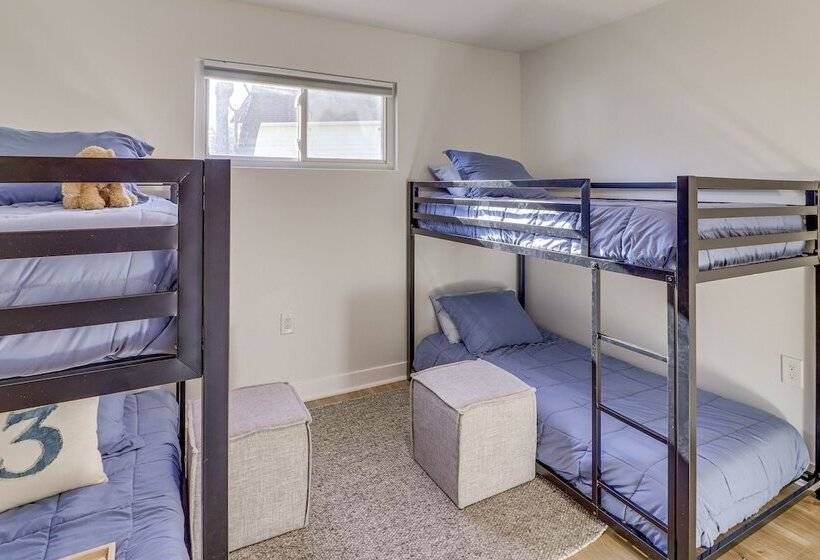 Modern Buckeye Lake Retreat: Game Room & Fire Pit!