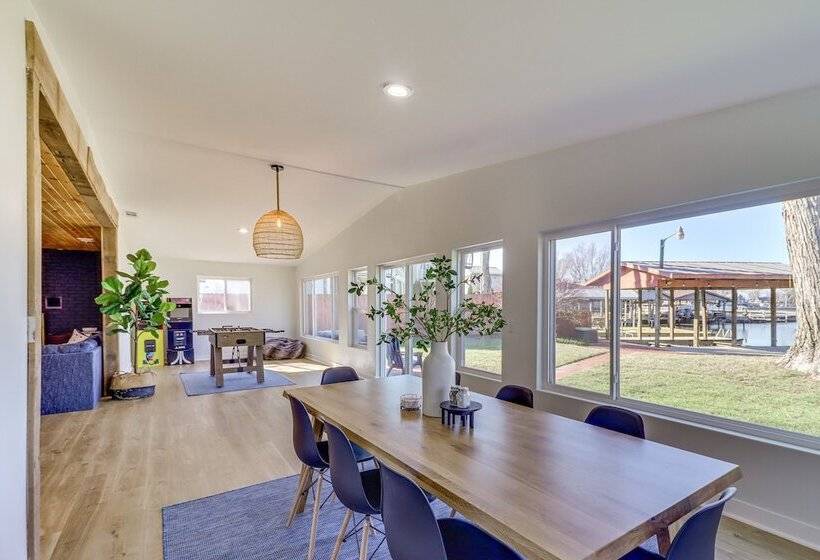 Modern Buckeye Lake Retreat: Game Room & Fire Pit!