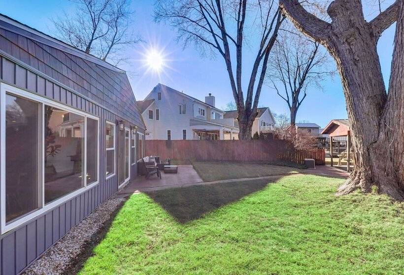 Modern Buckeye Lake Retreat: Game Room & Fire Pit!