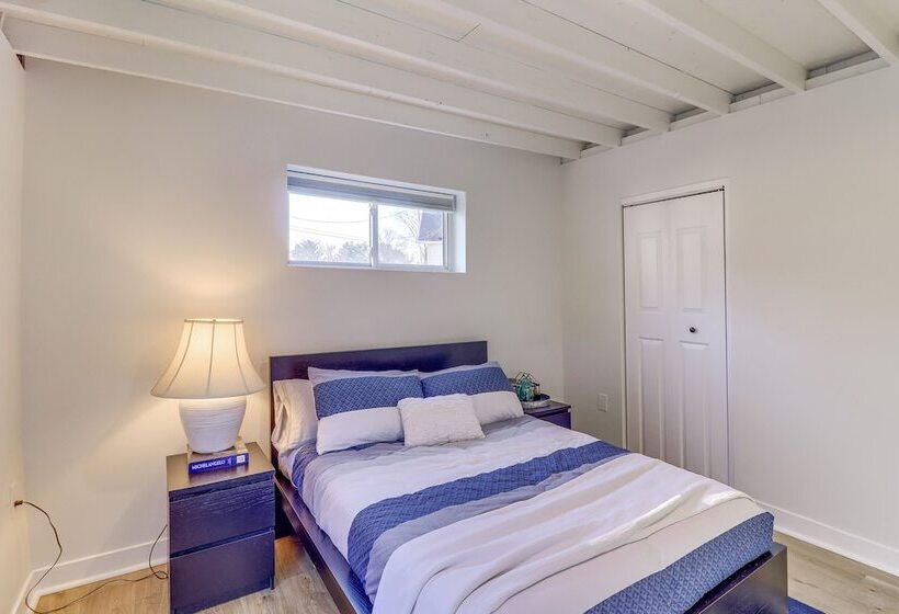 Modern Buckeye Lake Retreat: Game Room & Fire Pit!