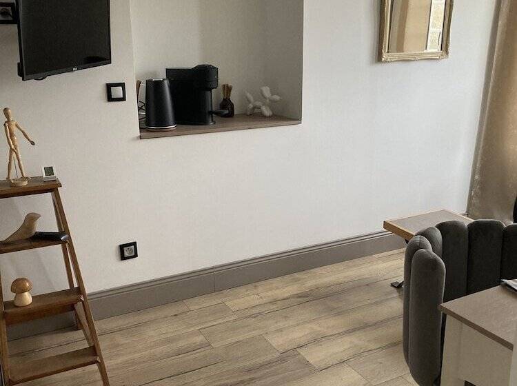 膳宿费 La Villa Mirabelle