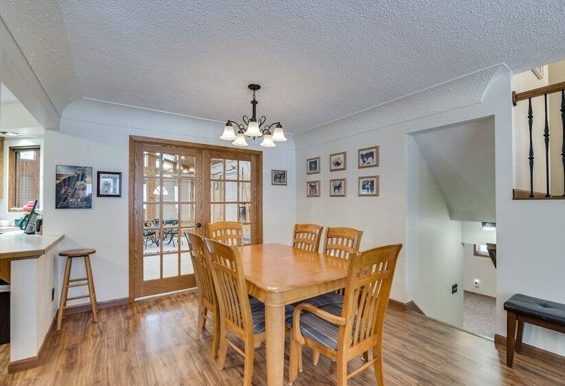 Hot Tub & Fenced Backyard: Moorhead Home!