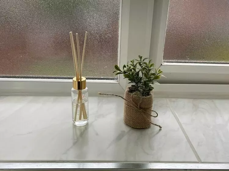 Residenssi Beautiful 3 Bed House In Romford