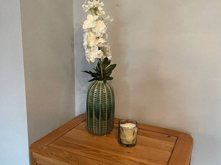 Резиденция Beautiful 3 Bed House In Romford