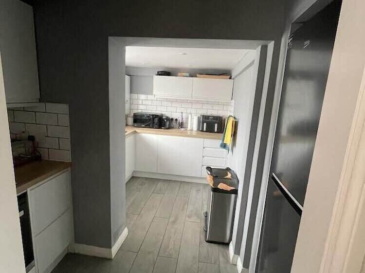 Резиденция Beautiful 3 Bed House In Romford