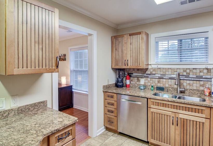 Serene Savannah Retreat W/ Waterfront Deck!