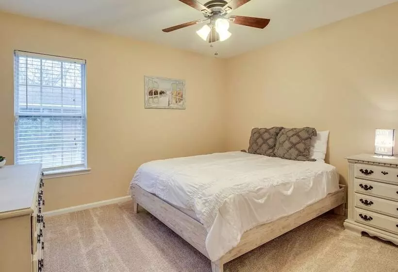 Serene Savannah Retreat W/ Waterfront Deck!