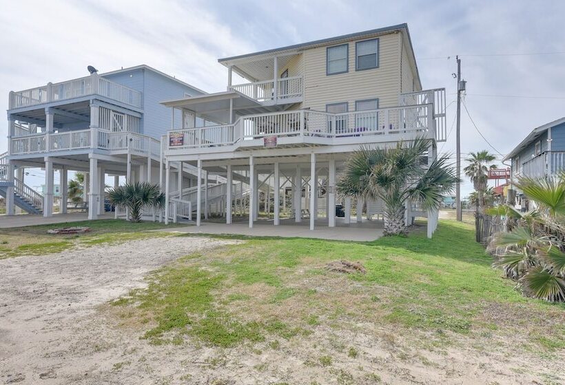 Surfside Beach Vacation Rental: Walk To The Ocean!
