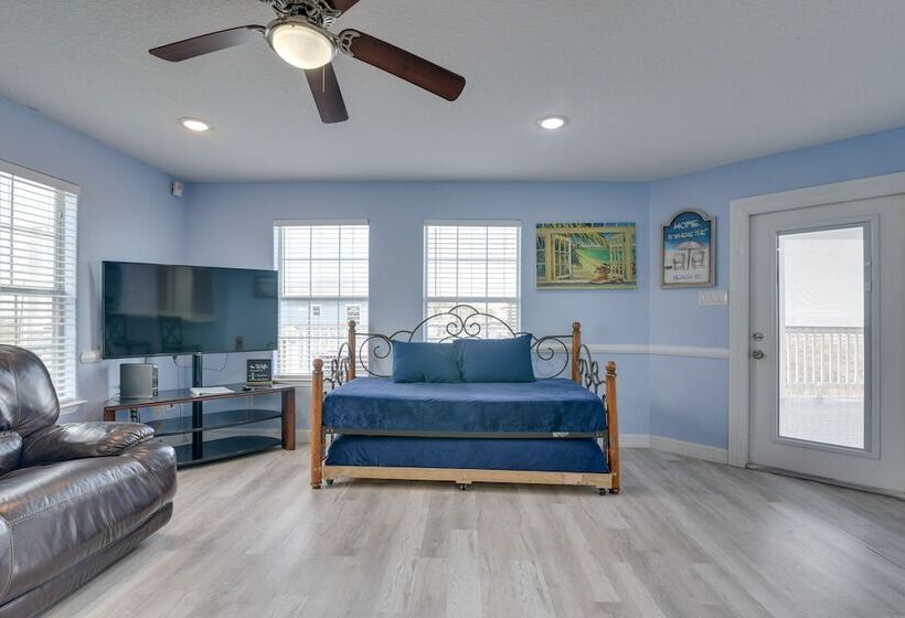Surfside Beach Vacation Rental: Walk To The Ocean!