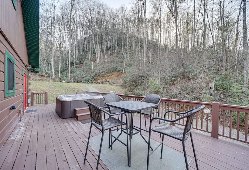 Twin Creeks Lodge W/ Hot Tub < 1 Mi To Lake!