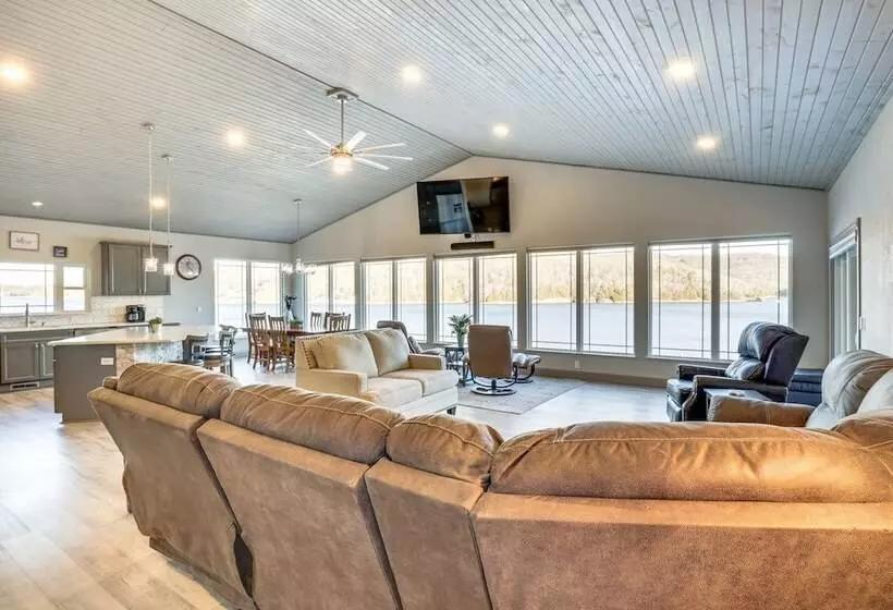 Waterfront Lake Of The Ozarks Home W/ Private Dock