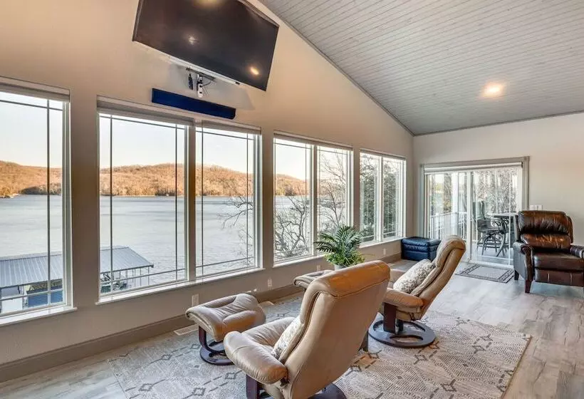 Waterfront Lake Of The Ozarks Home W/ Private Dock
