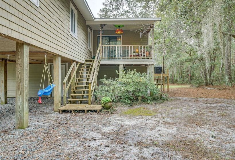 Wilmington Getaway Near Carolina Beach Boardwalk!