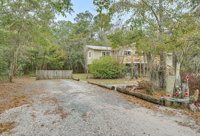 Wilmington Getaway Near Carolina Beach Boardwalk!