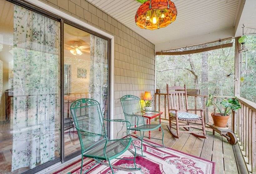 Wilmington Getaway Near Carolina Beach Boardwalk!