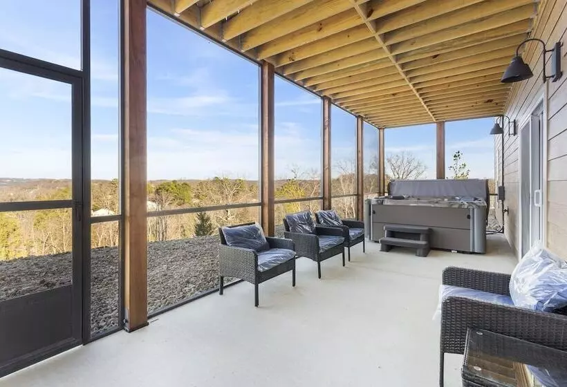 A Birds Eye Bridge View   5 Bdr W/ Private Hot Tub