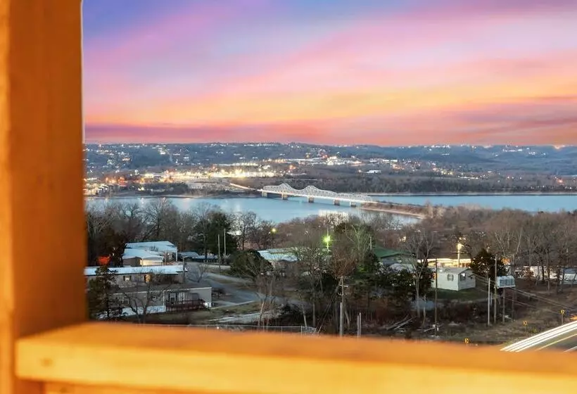 A Birds Eye Bridge View   5 Bdr W/ Private Hot Tub