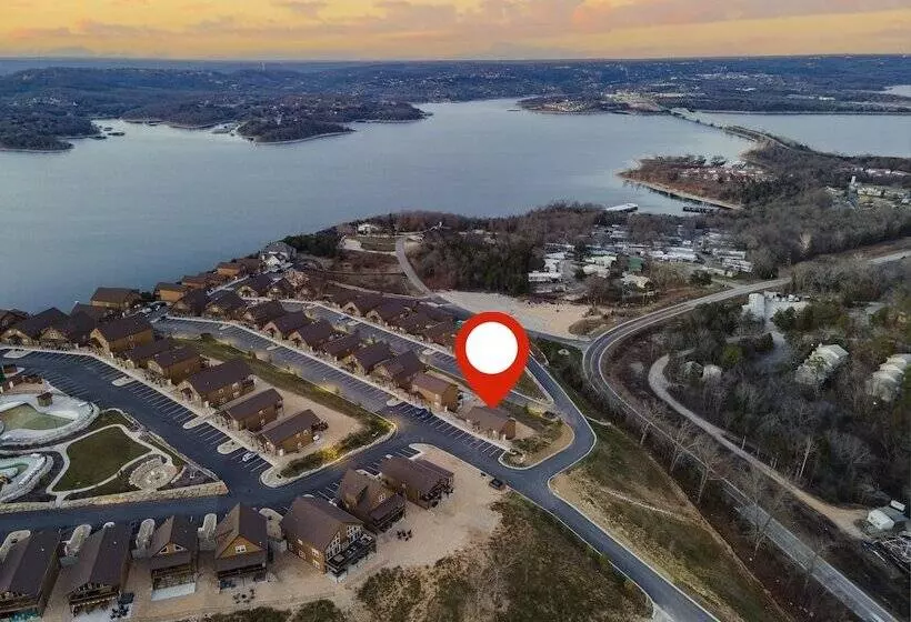 A Birds Eye Bridge View   5 Bdr W/ Private Hot Tub