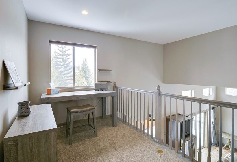 Hike + Ski: Grand Lake Cabin W/ Mtn View Deck