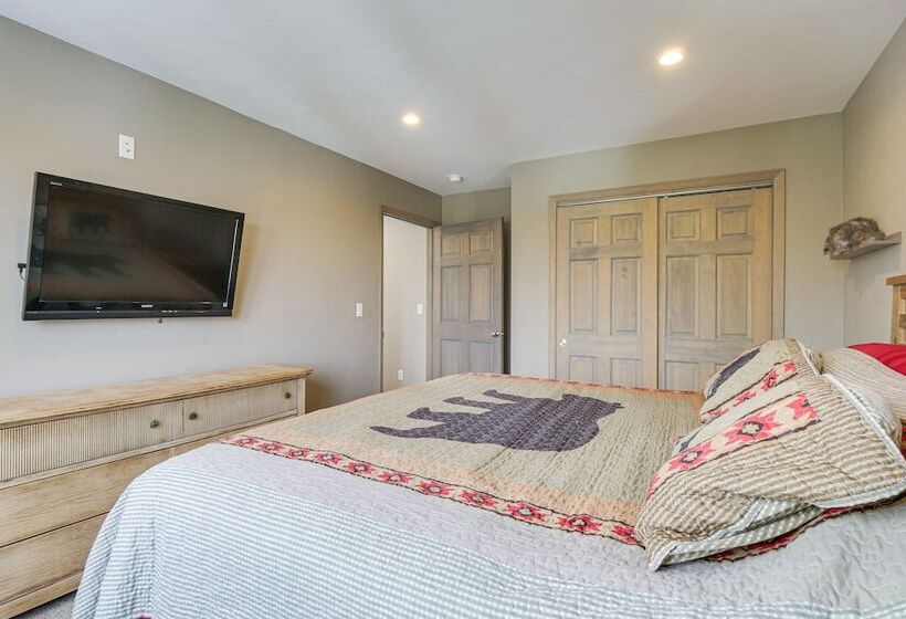 Hike + Ski: Grand Lake Cabin W/ Mtn View Deck