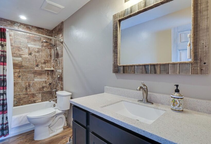 Hike + Ski: Grand Lake Cabin W/ Mtn View Deck