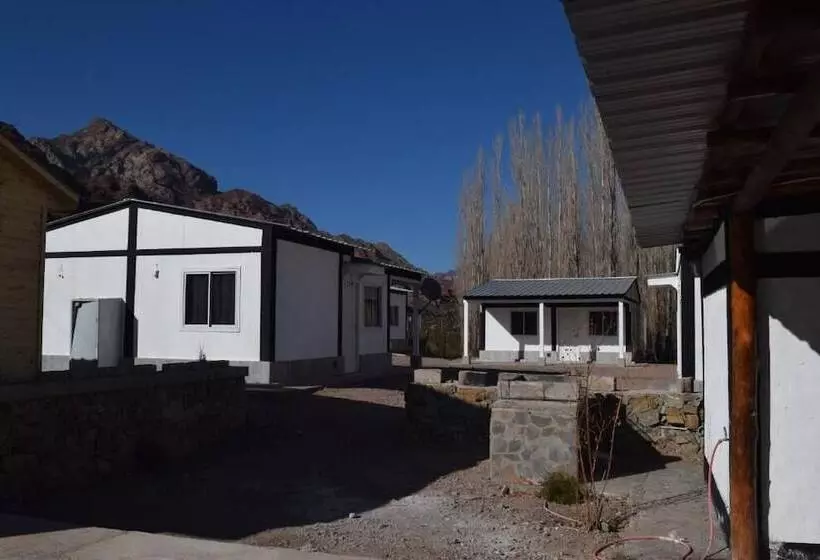 Hotelli Cabanas De Los Andes