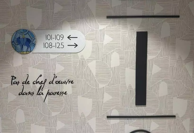 ホテル Dali Hôtel Montauban