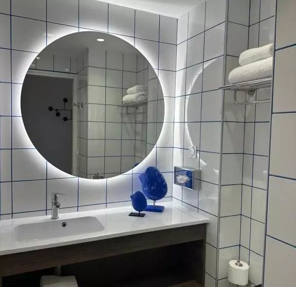 ホテル Dali Hôtel Montauban