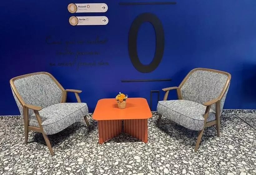 ホテル Dali Hôtel Montauban