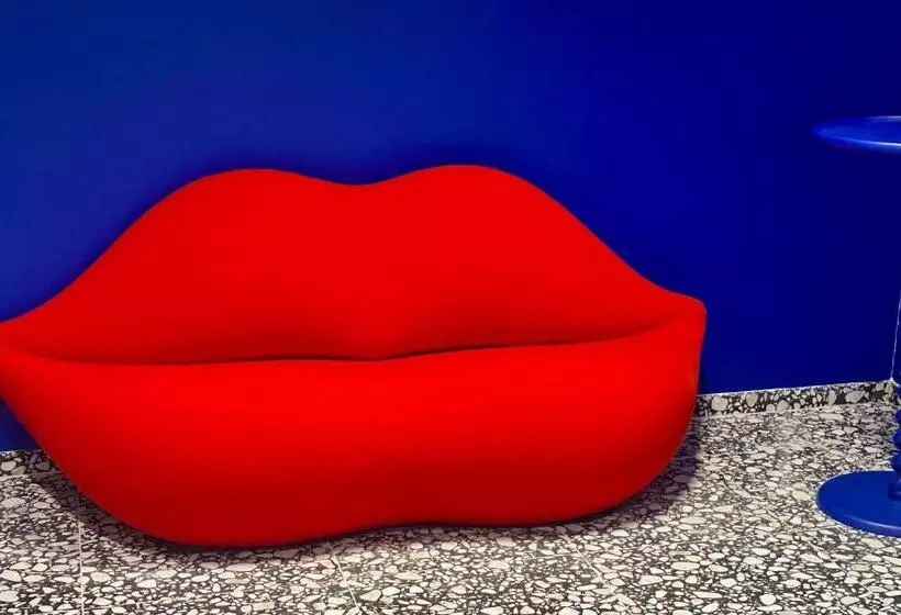 ホテル Dali Hôtel Montauban