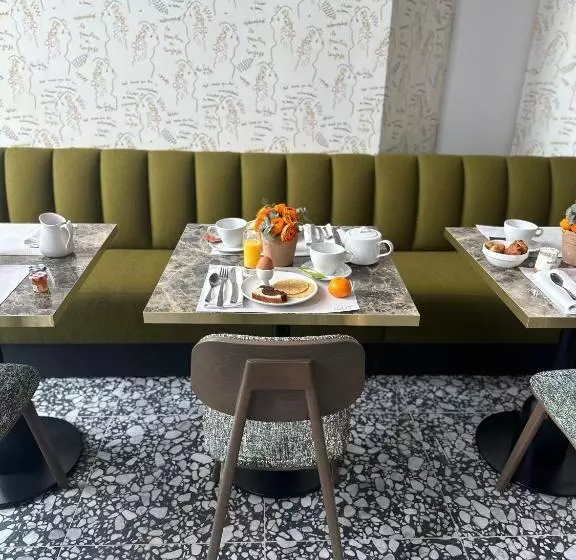 ホテル Dali Hôtel Montauban