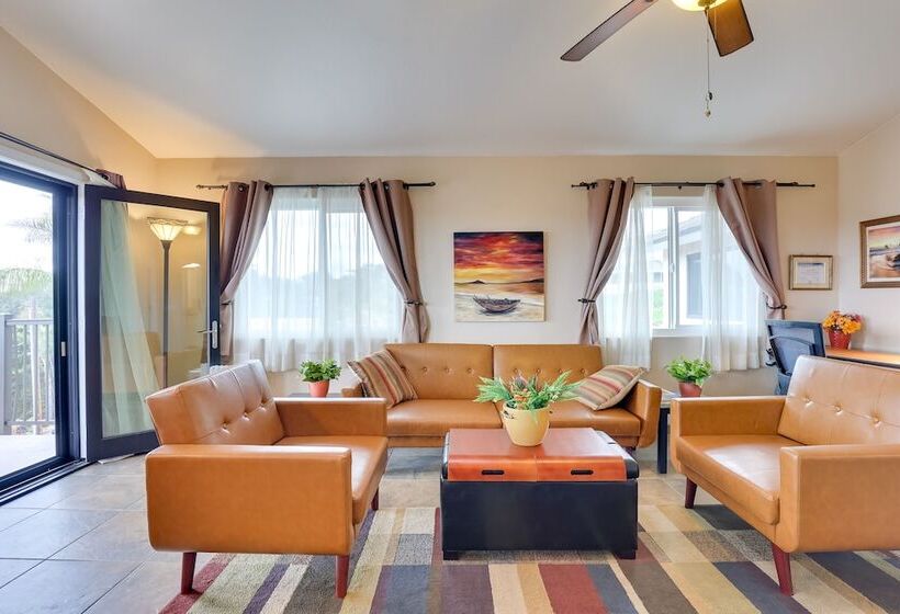 Idyllic Vista Guest House W/ Deck & Stunning Views