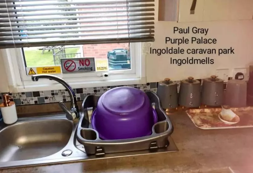 Inviting Beautiful 3 Bed Caravan In Ingoldmells