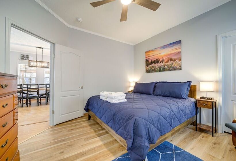 Lakeside Cashiers Cabin W/ Private Boat Dock!