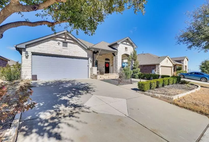 Leander Getaway W/ Patio: 11 Mi To Austin Aquarium