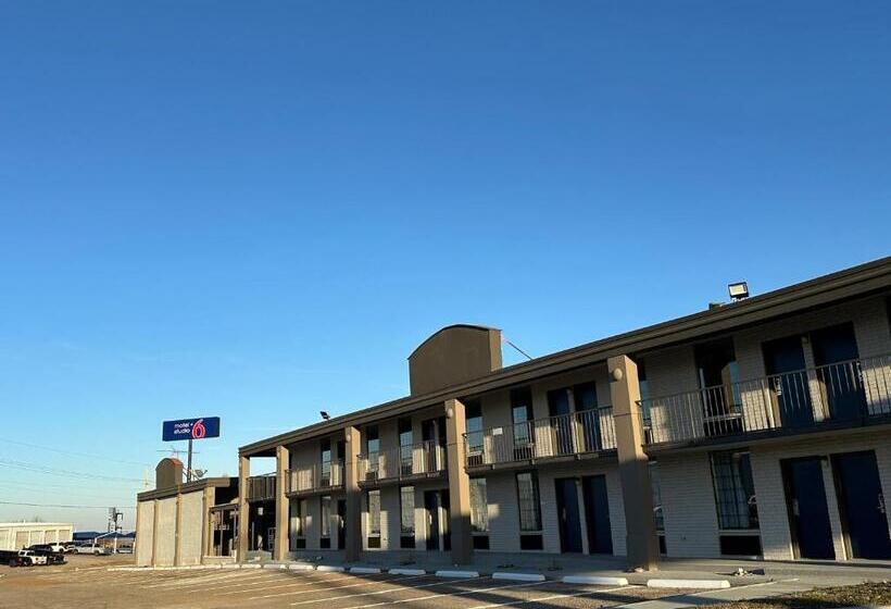 Motel 6 Chickasha, Ok