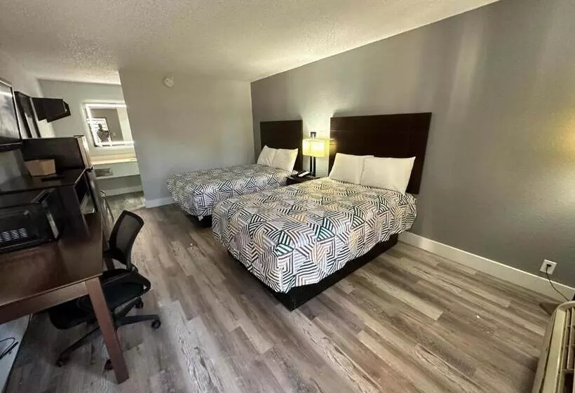 Motel 6 Chickasha, Ok