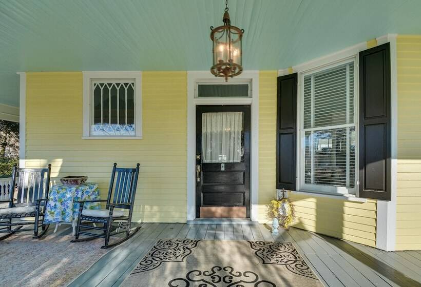 Opulent Home In Spring Hope W/ Pool & Hot Tub!