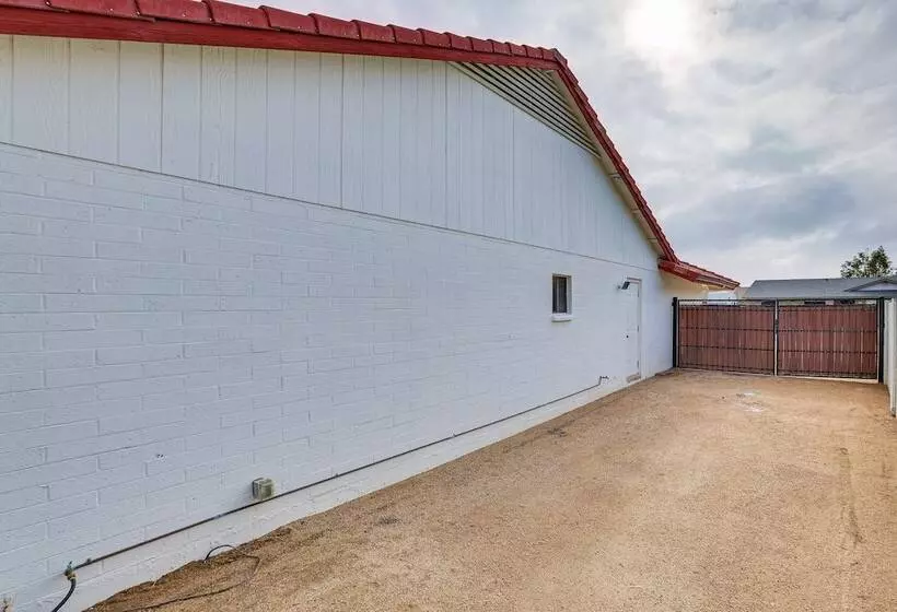 Peoria Home ~ 8 Mi To State Farm Stadium!