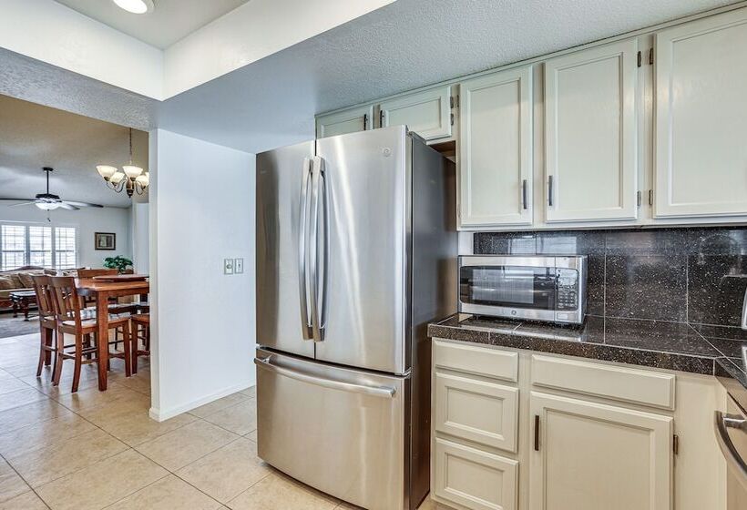 Peoria Home ~ 8 Mi To State Farm Stadium!