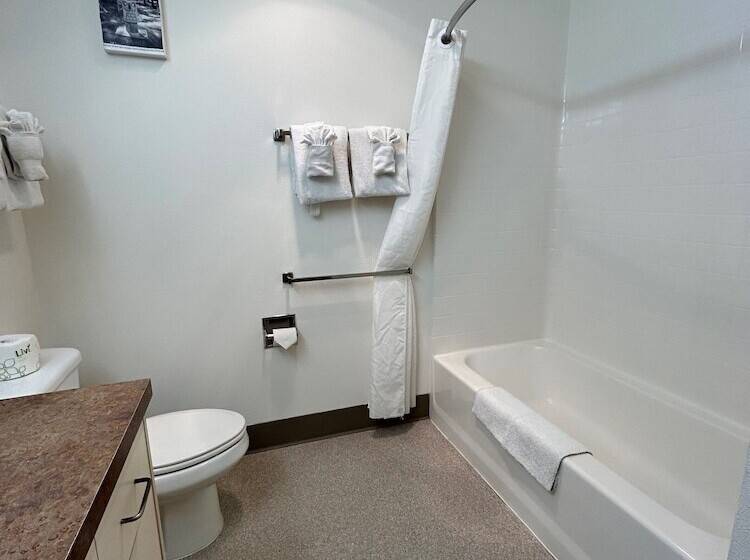 Quileute Oceanside Resort