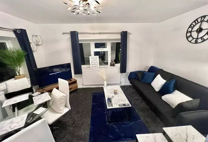 レジデンス Beautiful 2 Bed House In Watford