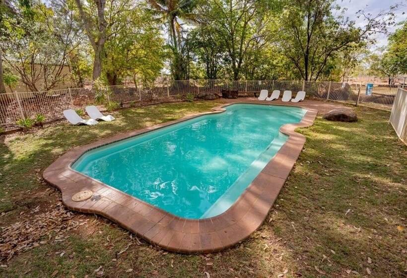 リゾートホテル Discovery Parks Mount Surprise