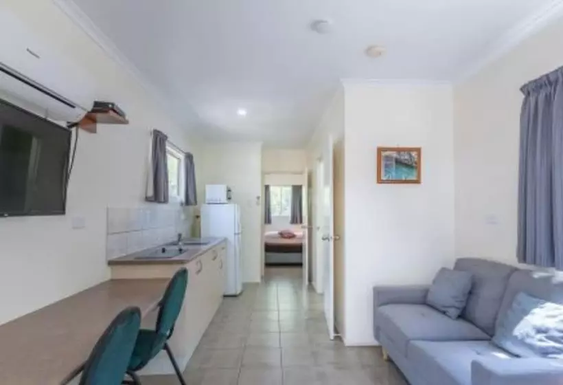 Lomakeskus Discovery Parks   Mount Surprise